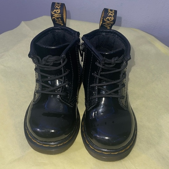 Dr. Martens Other - Dr.Martins Baby Combat boots BLACK patent leather size 6 Brooklees AW501 SK05T